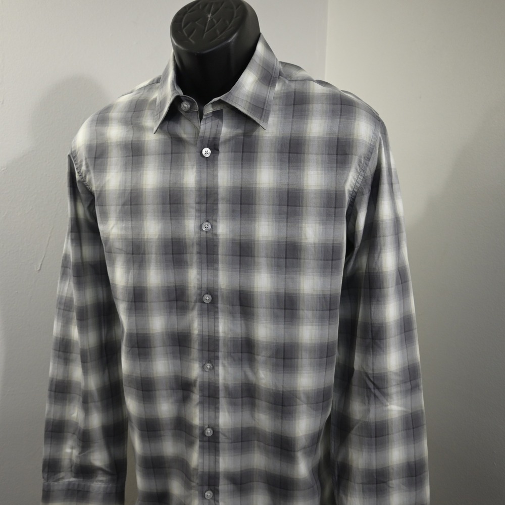 HUGO BOSS Button Up Dress Shirt Mens L Regular Fit Gray Plaid Long Sleeve Cotton